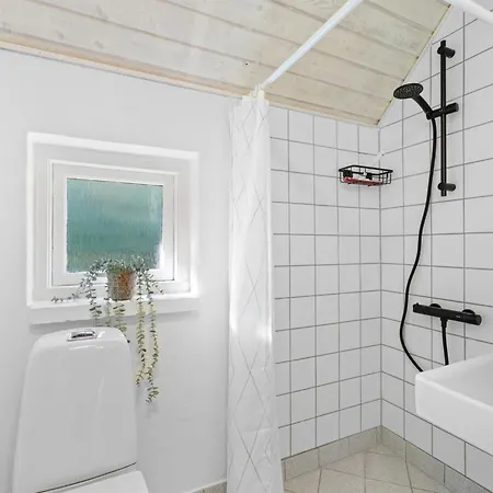 Erle - 830m From The Sea By Interhome * Nyby