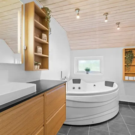 Erle - 830m From The Sea By Interhome Casa de Férias *