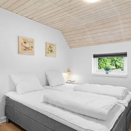 Erle - 830m From The Sea By Interhome Feriehus